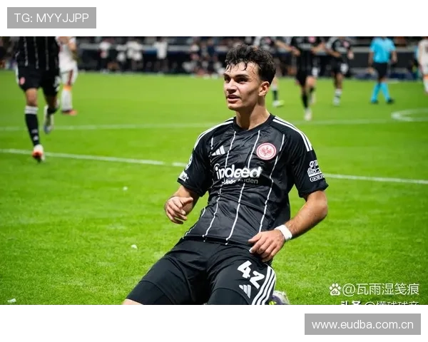 埃基蒂克成首位欧战进球破法兰克福球门球员创历史纪录